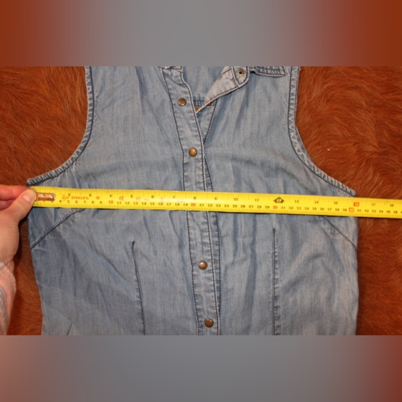 Button Up Shirt - Picture 3 of 6